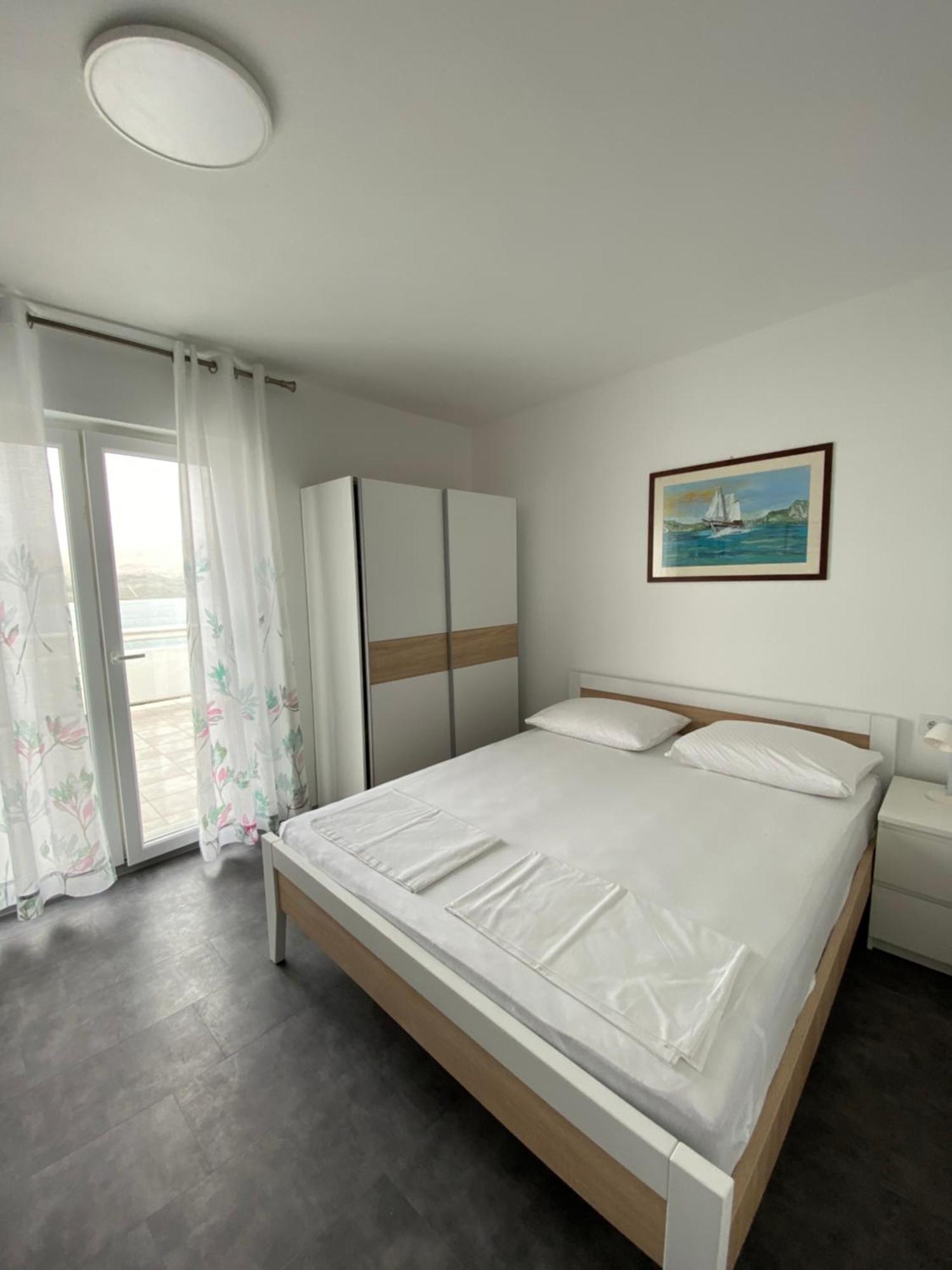 Apartmani Pozega Pag Town Bagian luar foto